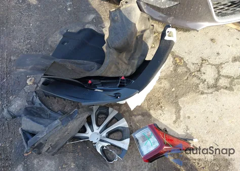 2020 Toyota Prius Xle Awd-E from USA, damaged, VIN JTDL9RFU1L3017393